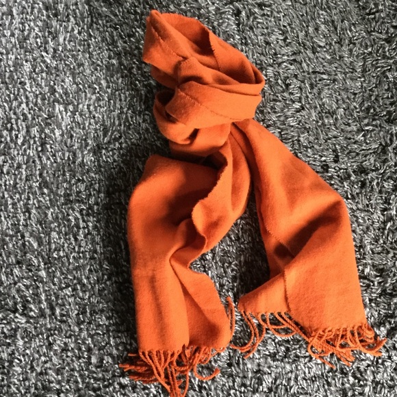 Soft scarf burnt orange - Picture 2 of 2